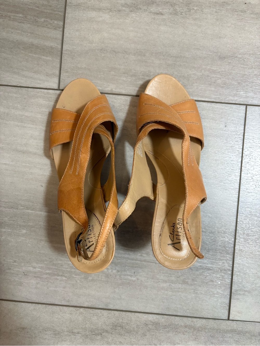 Clarks Tan Leather Slingback Sandals with Stitched Upper